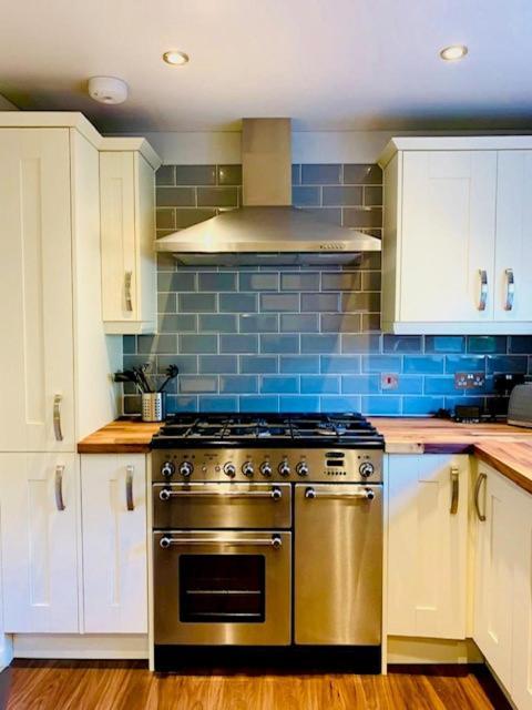 Cosy Roseburn Apartment, Edinburgh - 2 Bedrooms, Free Parking Екстер'єр фото