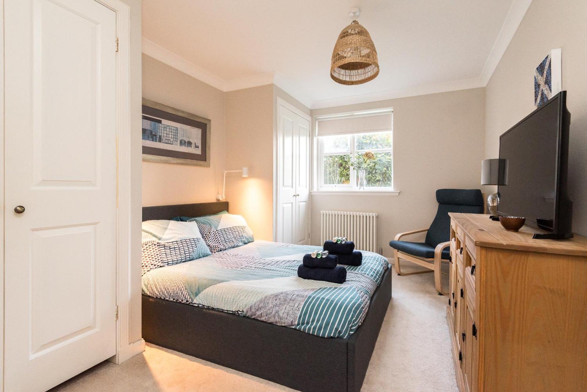 Cosy Roseburn Apartment, Edinburgh - 2 Bedrooms, Free Parking Екстер'єр фото